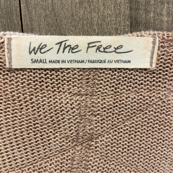 We The Free People Small Sweater Loose Knit V Neck Exposed Seams - Picture 4 of 11